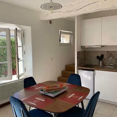 Les Cigales Holiday home *